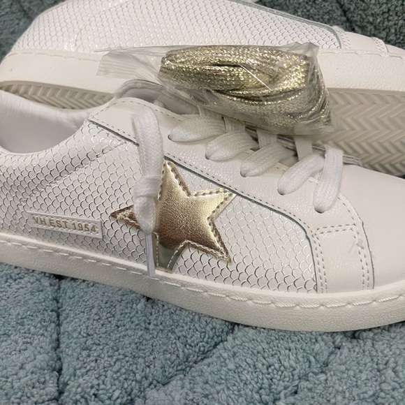 NEW Vintage Havana Carla White Snakeskin Multi Women’s Sz 8 Low Top Sneakers - Picture 4 of 7